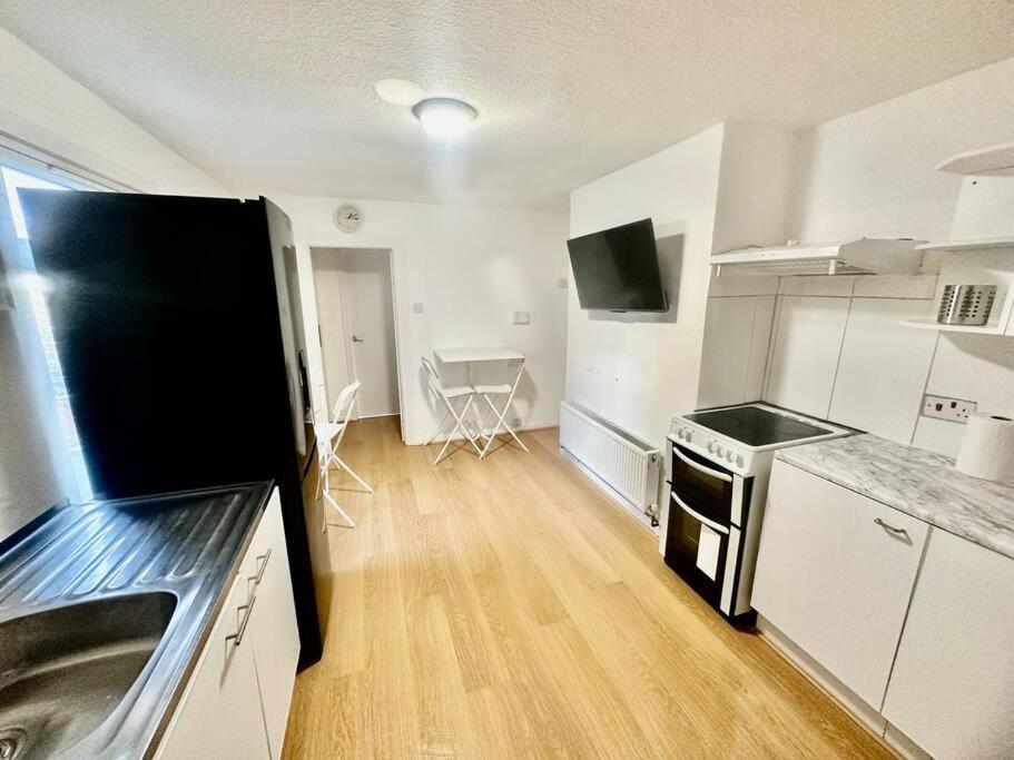Cosy Two Bedroom Apartment,Se13 London Eksteriør billede
